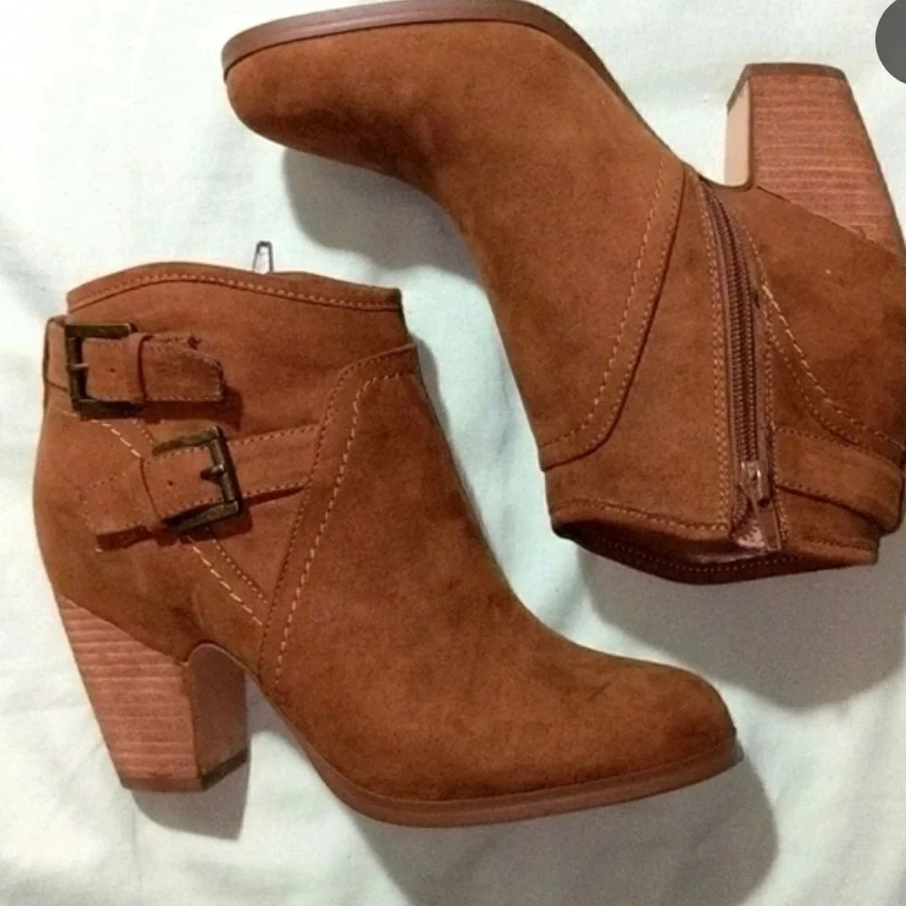 Karissa Bootie‎ by Crown Vintage - Double Buckle, Zip Side Brown Suede Size 7.5